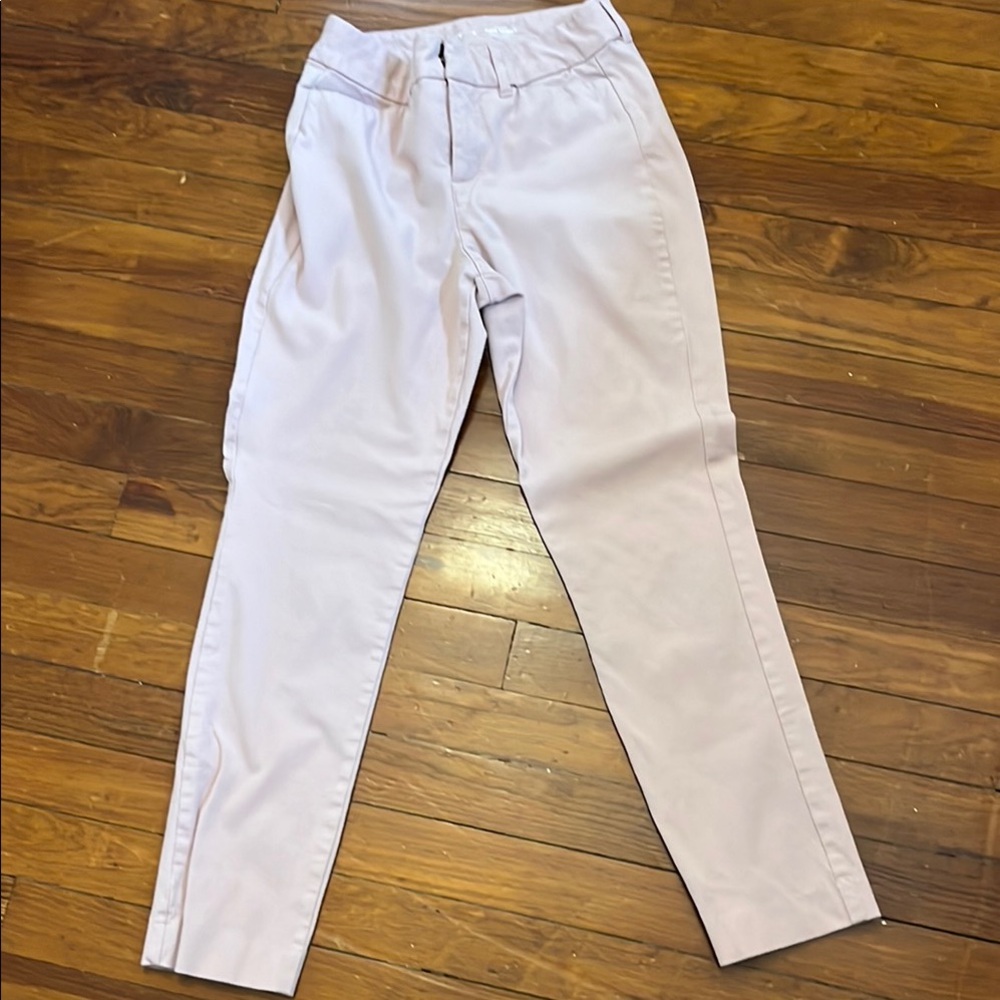 Stylish pink Pants